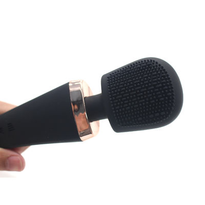 Long Handle Vibrating Silicone Facial Cleansing Brush 8 Speed 20 Frequencies